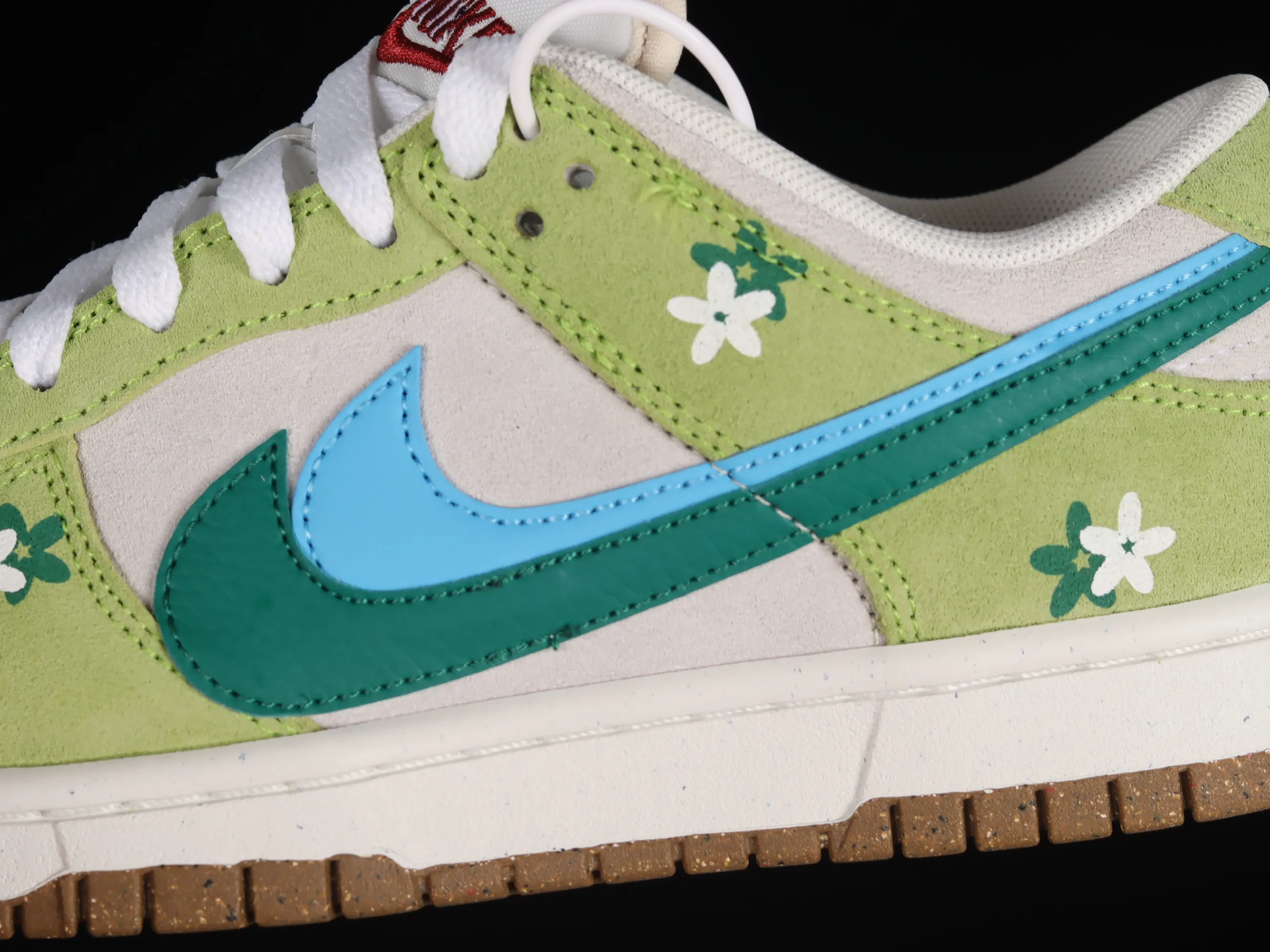 All Categories Nk SB Dunk Series Nk SB Dunk Low Low-top sneakers Nk SB Dunk Low "85" Spring Flower SB low-top sports and leisure sneakers DO9457-125